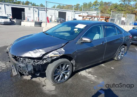 2015 Toyota Camry Xse V6 z USA, uszkodzony, nr VIN 4T1BK1FK2FU557913